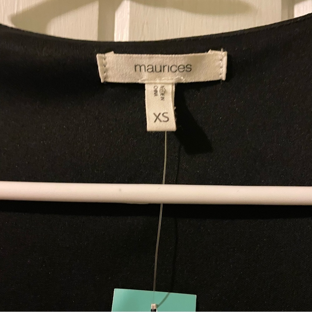 MAURICES plisse sleeve blouse X-small NWT - Picture 7 of 11